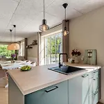 Awesome In With Kitchen Сasa de vacaciones *