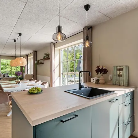 Awesome In With Kitchen بيت للعطل *